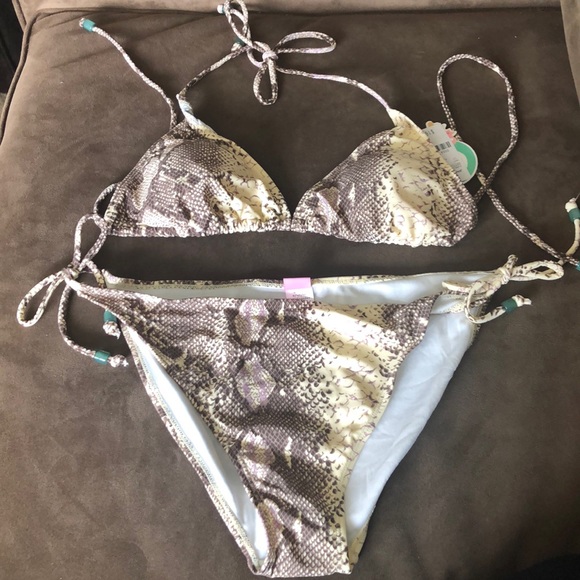 NWT Sz XL neutral toned snake skin pattern bikini